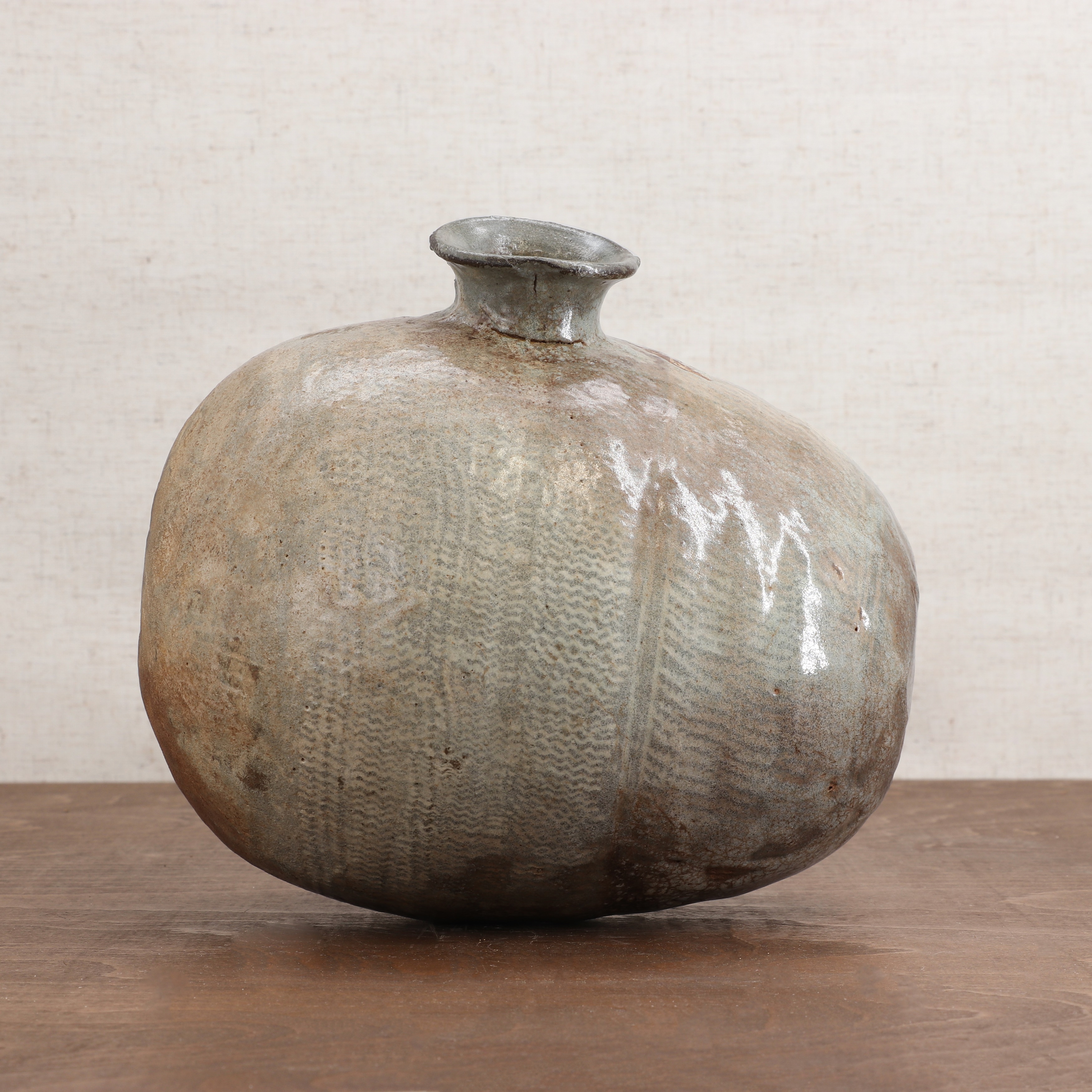 A Korean punch'ong cocoon vase (£500-800)